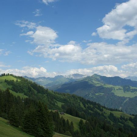 Gästehaus Alpina in Fanas Exterior foto