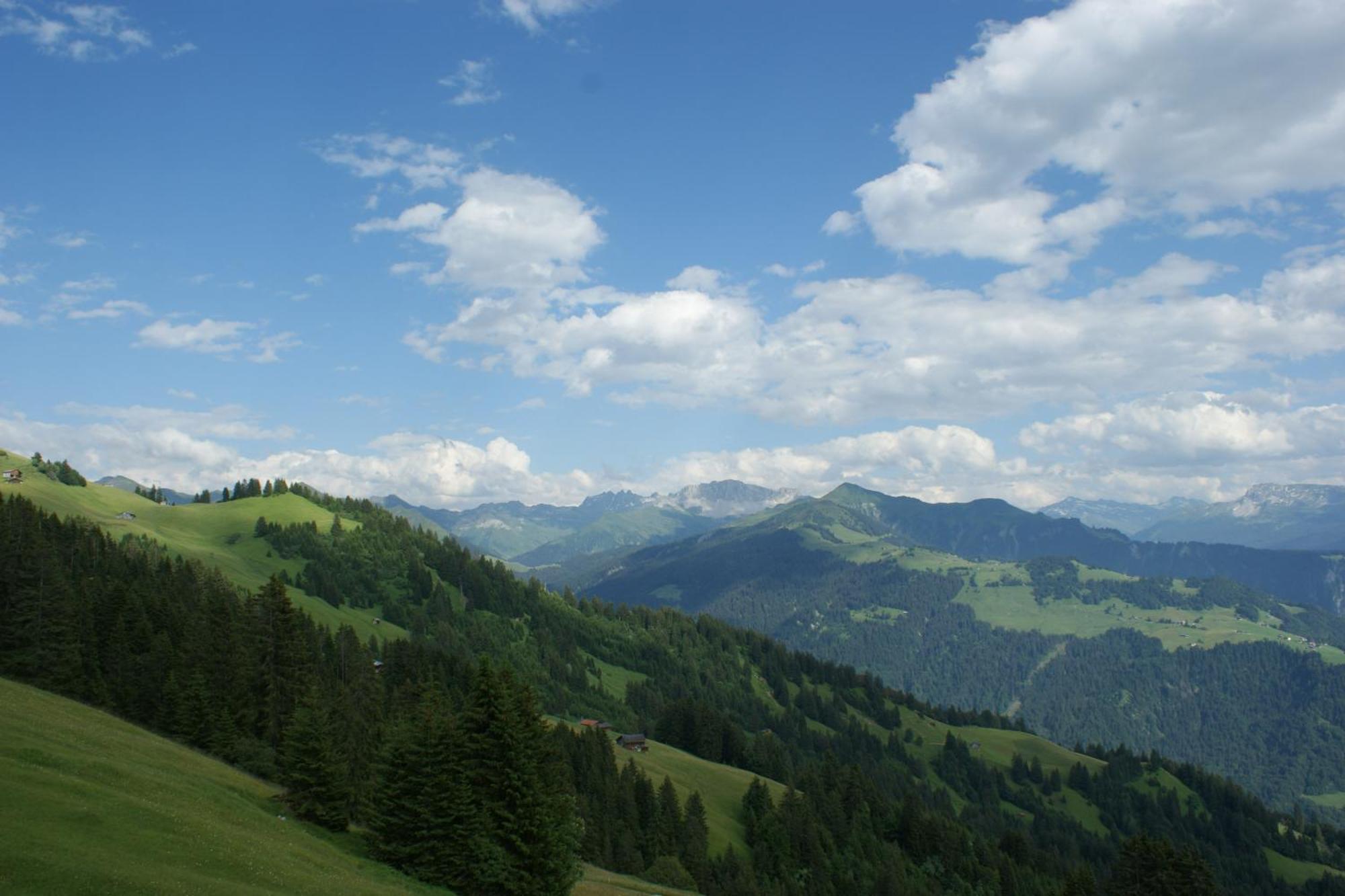 Gästehaus Alpina in Fanas Exterior foto