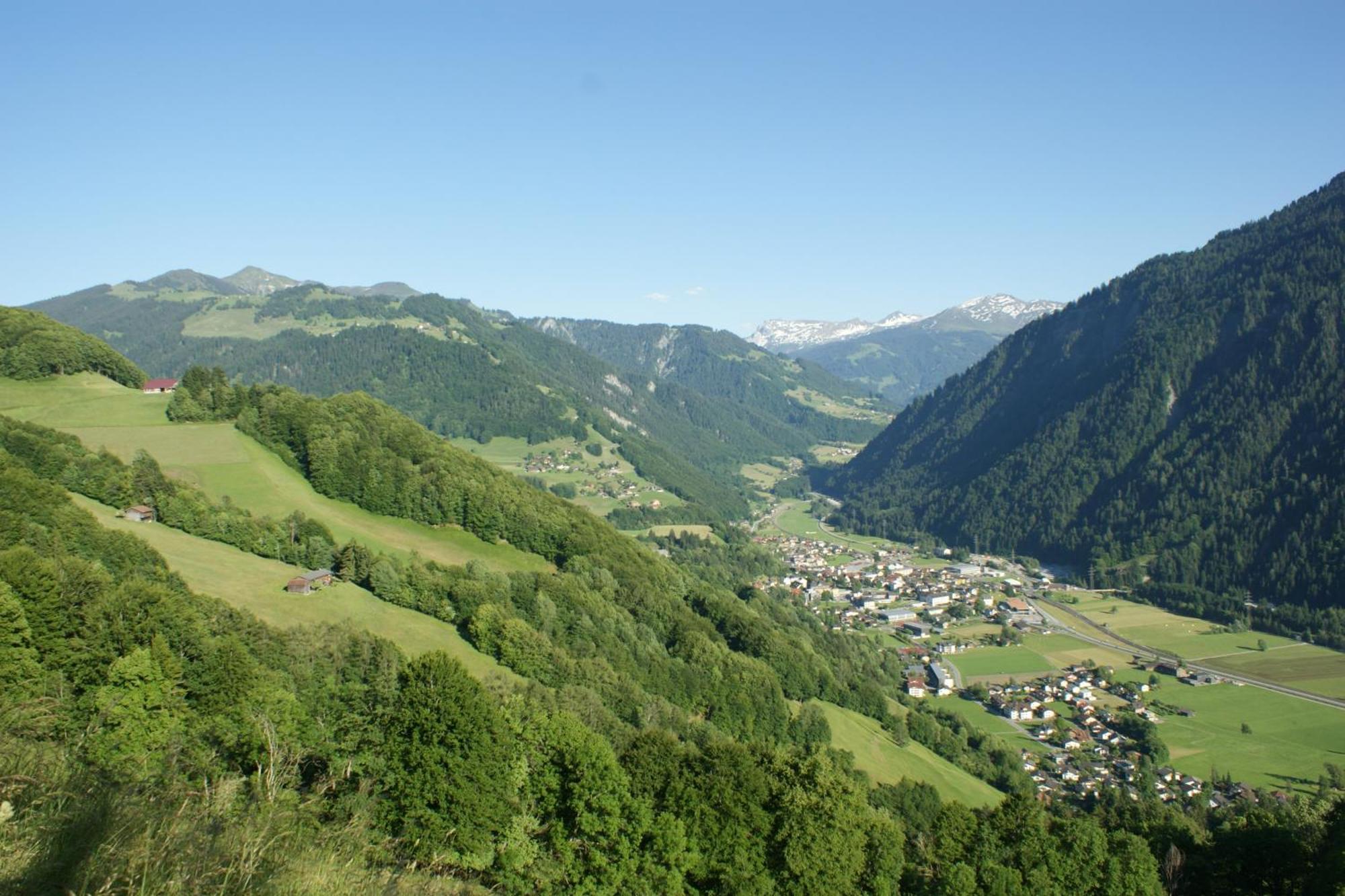 Gästehaus Alpina in Fanas Exterior foto