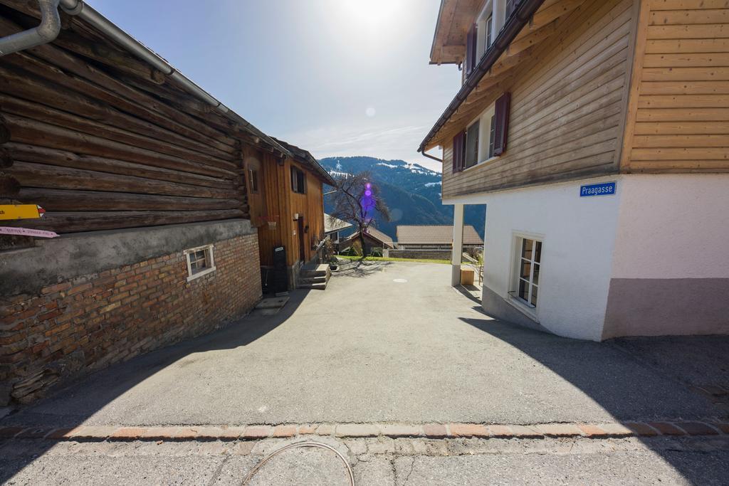 Gästehaus Alpina in Fanas Exterior foto